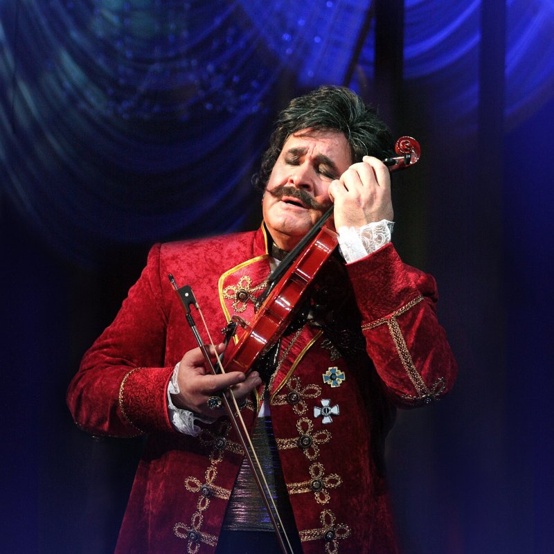 знаменитая опера имре кальмана. концерт кальман гала музкомедия. цыган-премьер. цыган-премьер имре кальман текст. цыган-премьер оперетта слов.